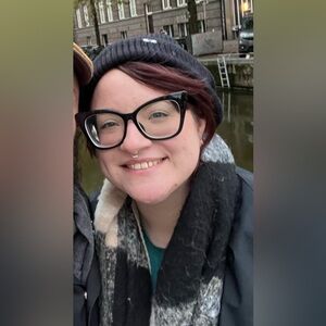 Meet your Posher, Zana